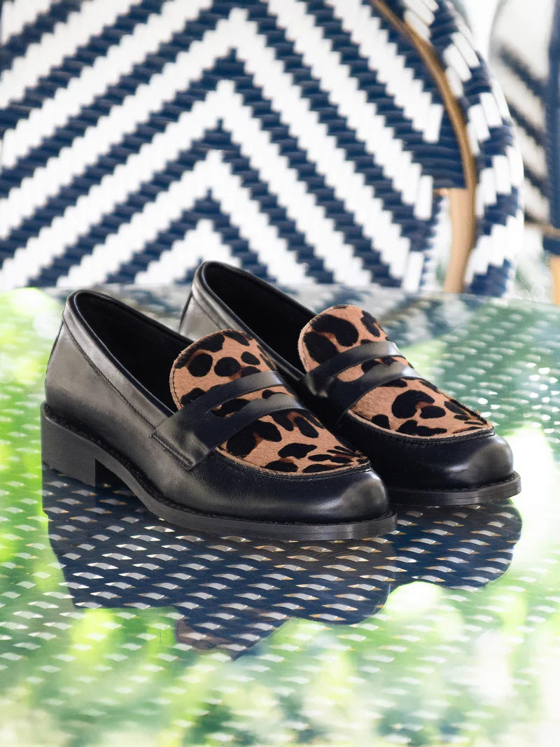 Mocassins cuir noir léopard