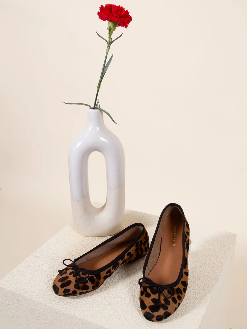 Ballerines classiques cuir léopard