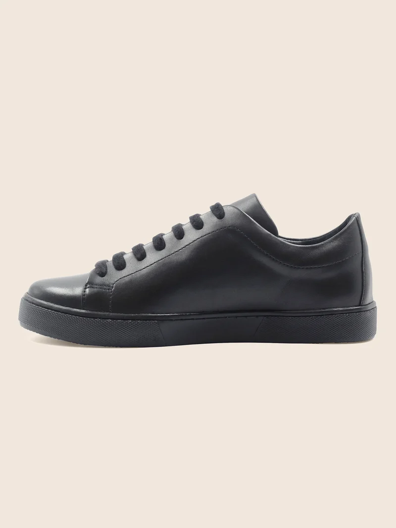 Tennis lacet cuir noir