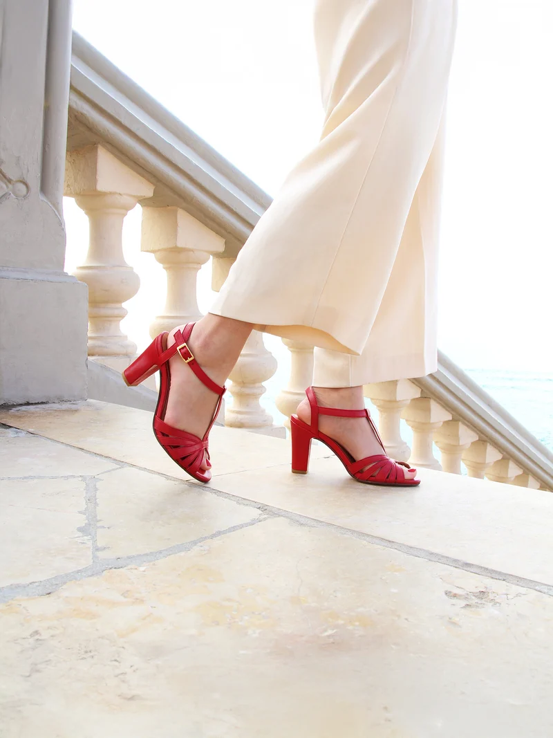 Sandales talon brides cuir rouge