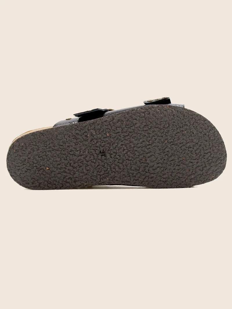 Mules liège clous cuir métallisé noir
