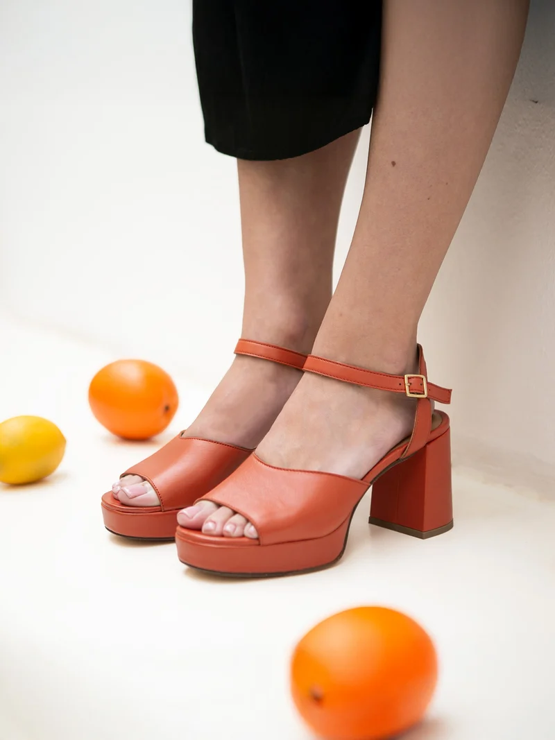 Sandales plateforme cuir orange