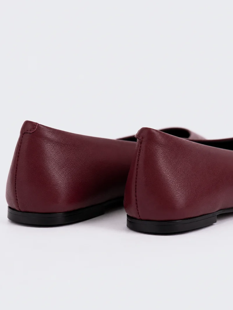 Mekka Burgundy Leather