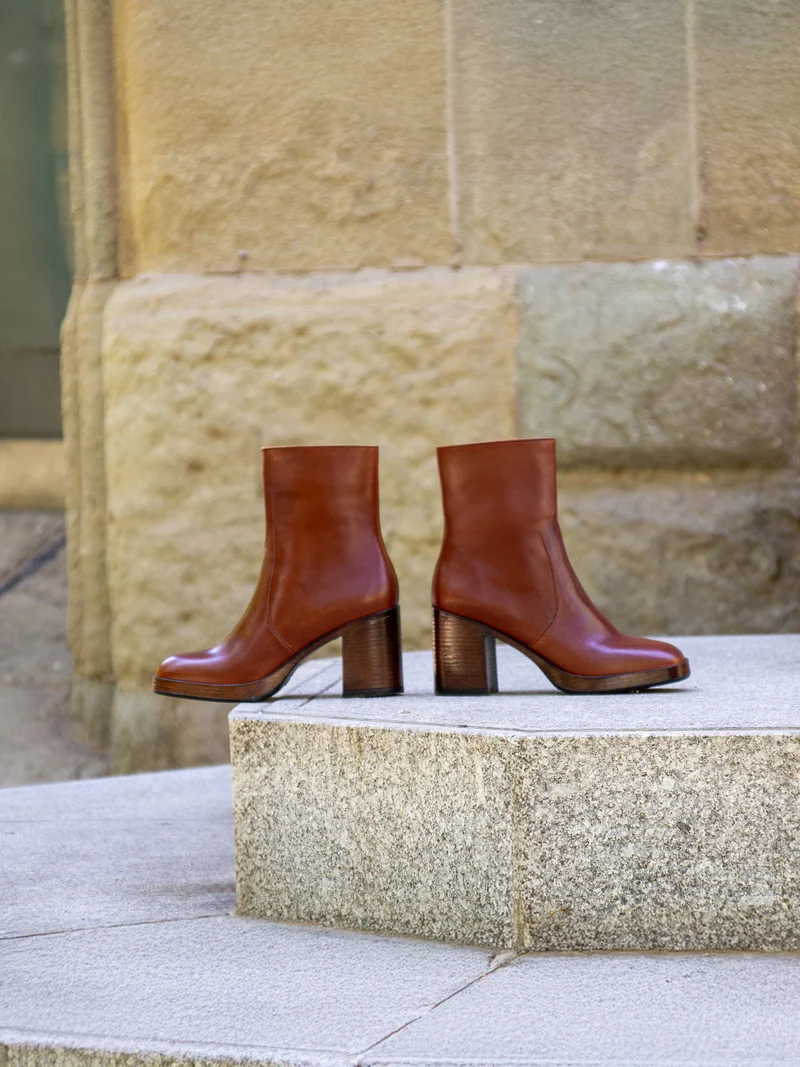 Bottines plateforme cuir camel