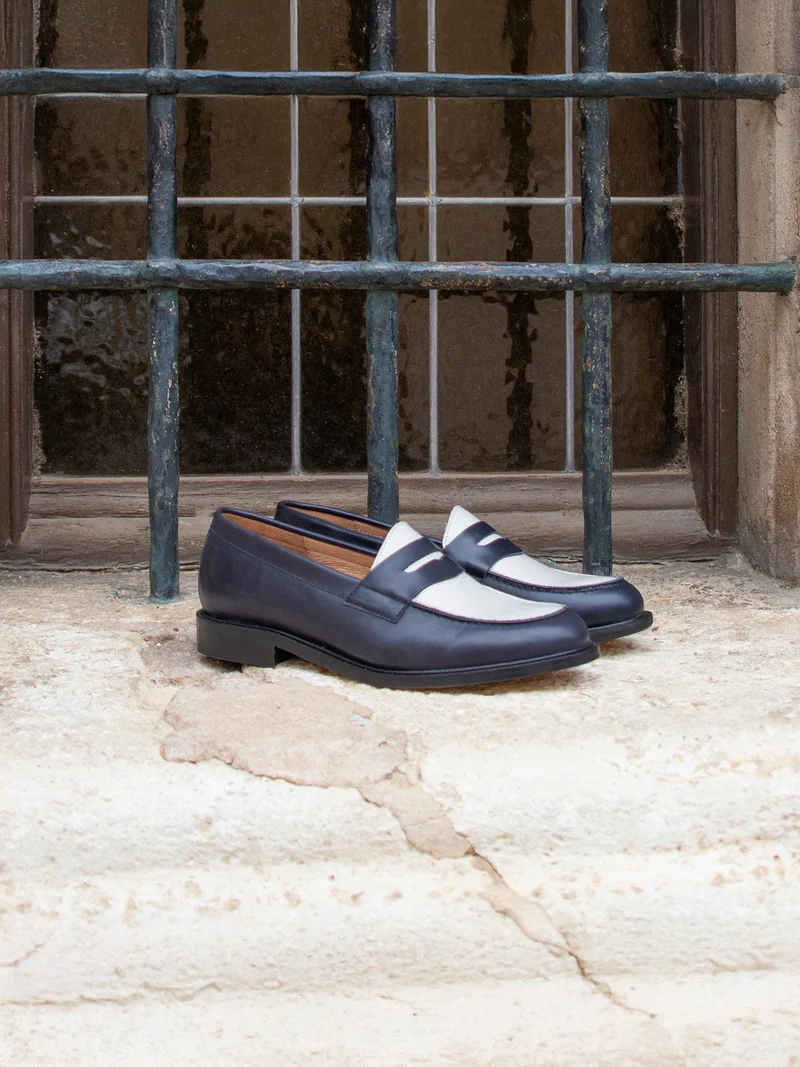 Mocassins cuir bleu blanc