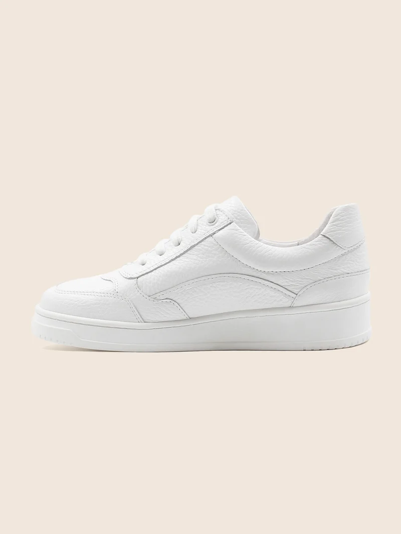 Baskets vintage cuir grainé blanc