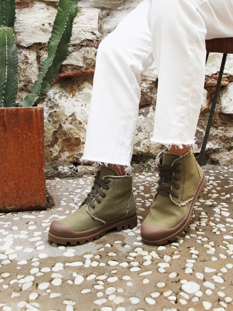 Bottines crantées toile recyclée kaki