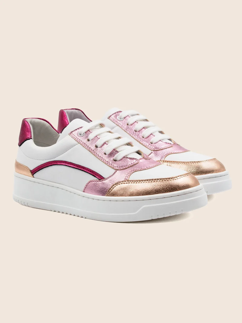 Baskets vintage cuir blanc rose