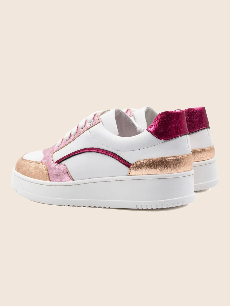 Baskets vintage cuir blanc rose