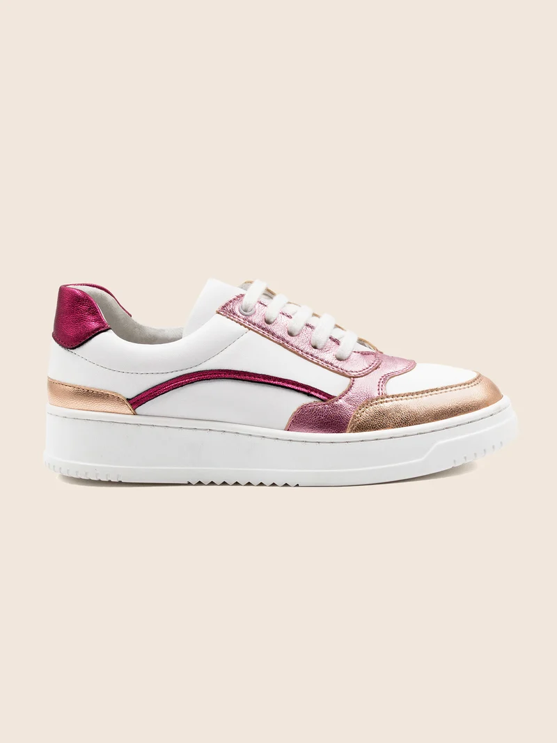 Baskets vintage cuir blanc rose