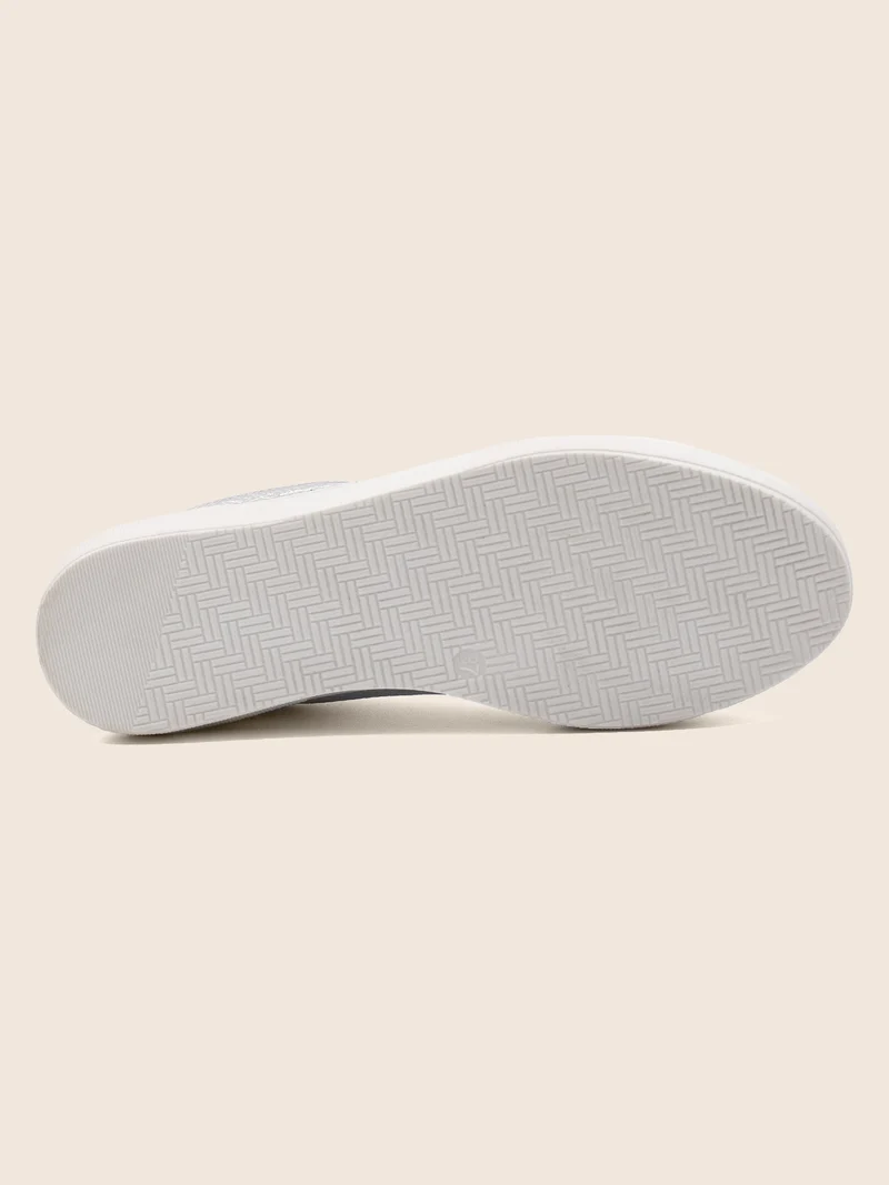 Tennis lacet cuir grainé métallisé argenté