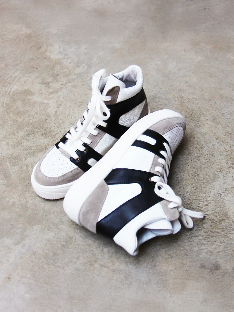 Baskets montantes cuir blanc noir