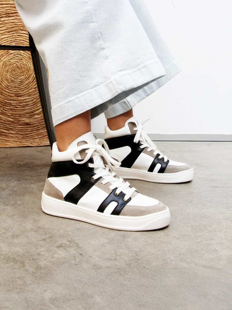 Baskets montantes cuir blanc noir