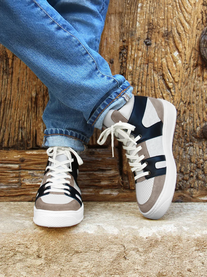 Baskets montantes cuir blanc noir
