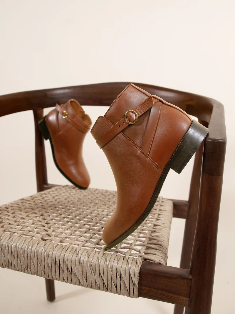Bottines cavalières plates cuir camel