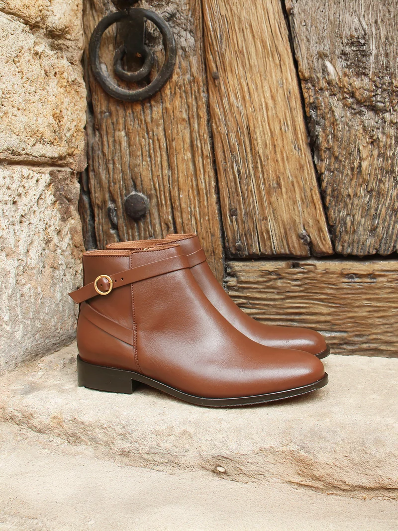 Bottines cavalières plates cuir camel