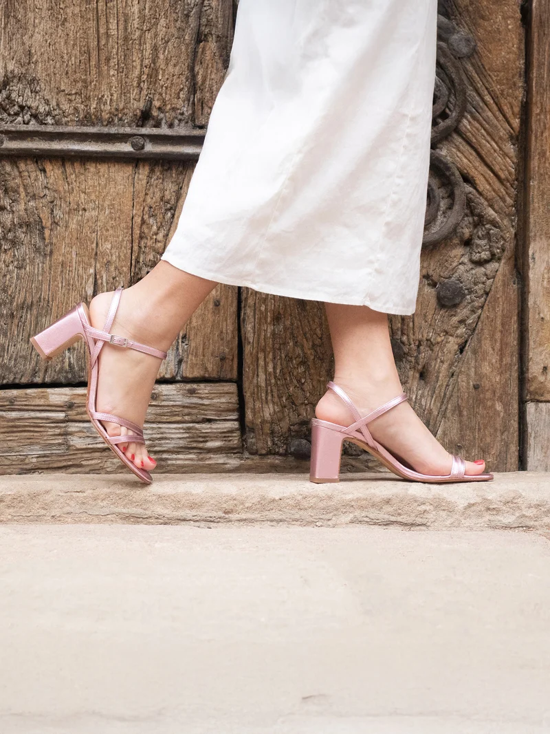 Sandales talon épurées cuir rose