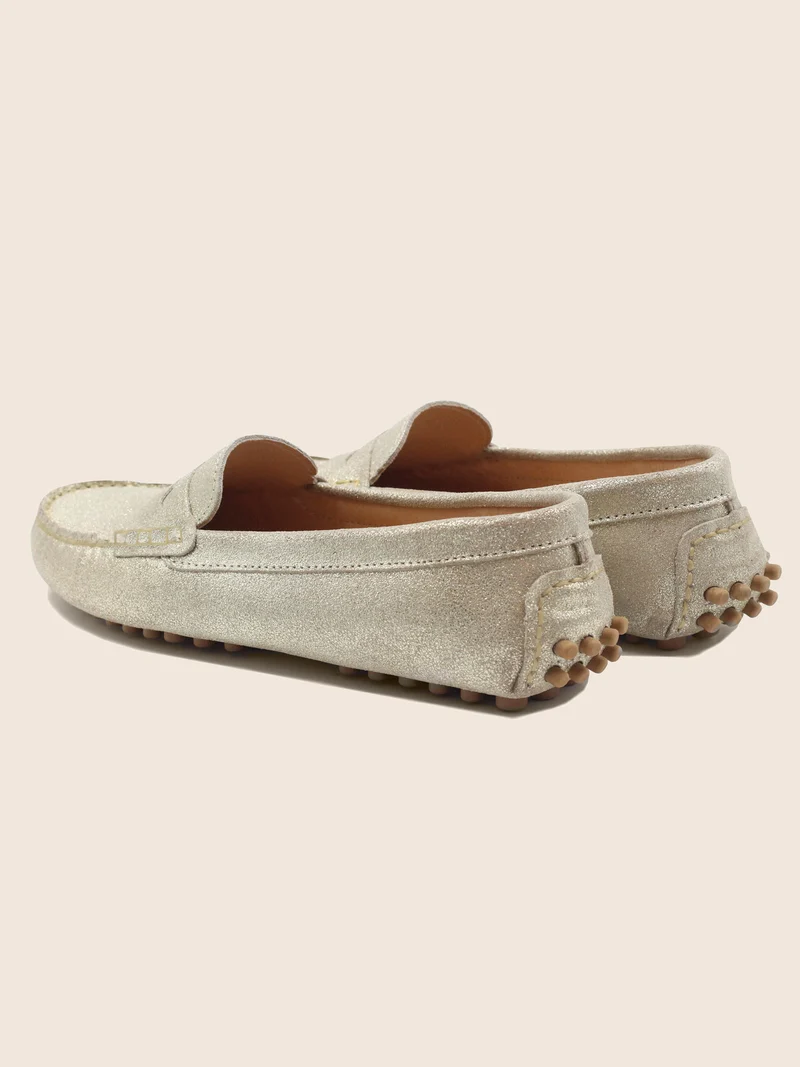 Mocassins cuir daim métallisé doré