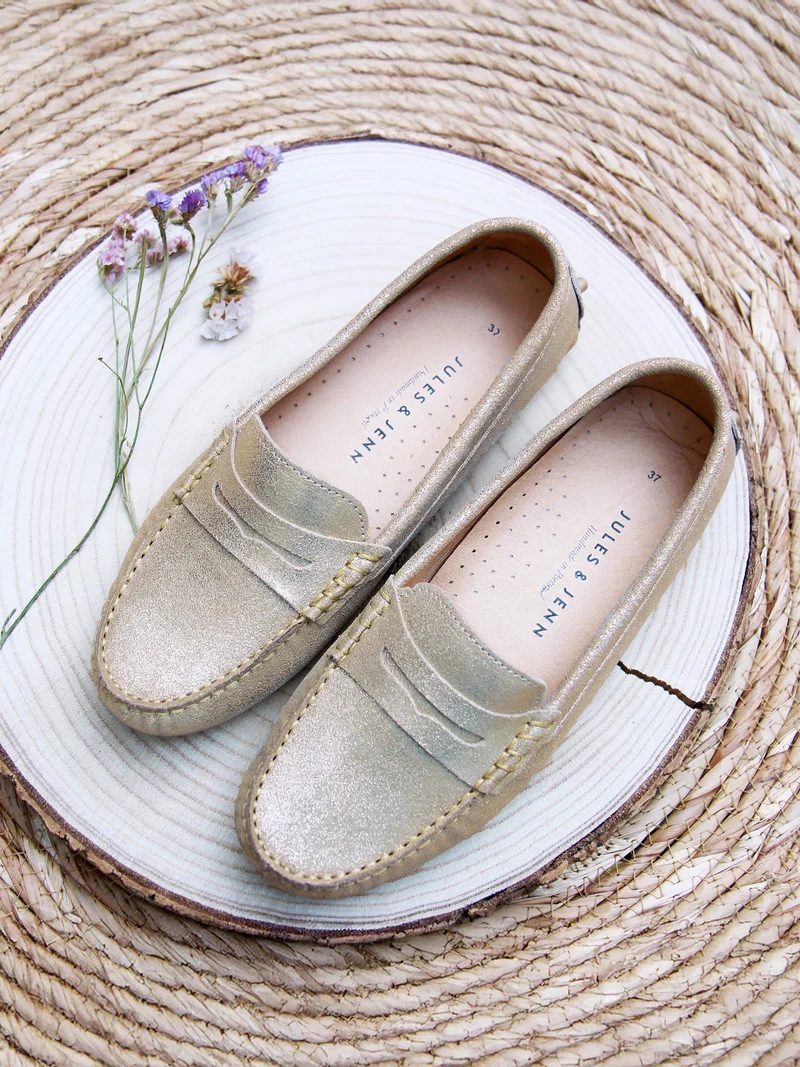 Mocassins cuir daim métallisé doré