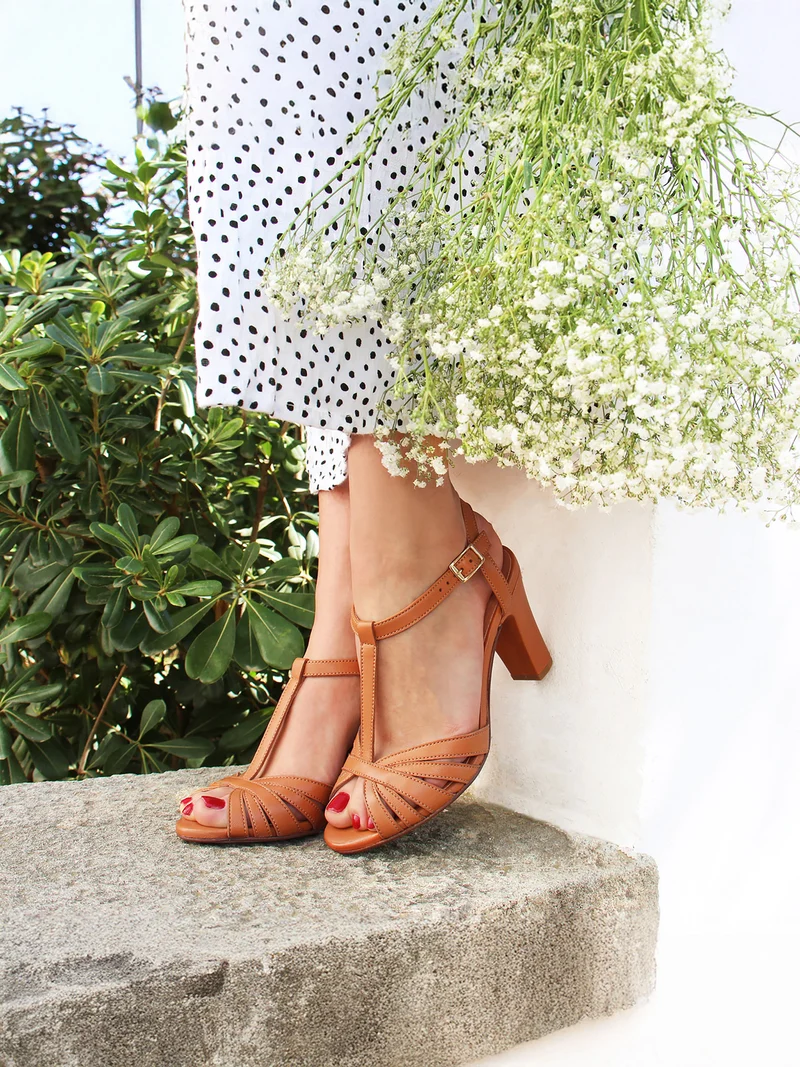 Sandales talon brides cuir camel