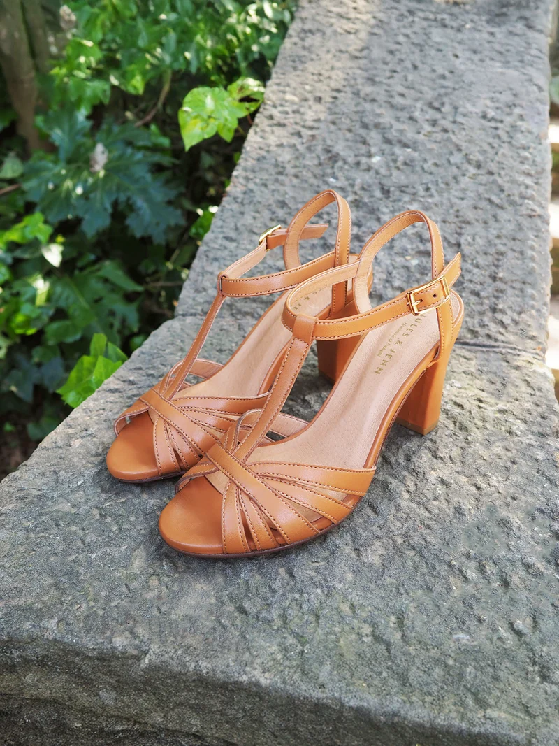 Sandales talon brides cuir camel