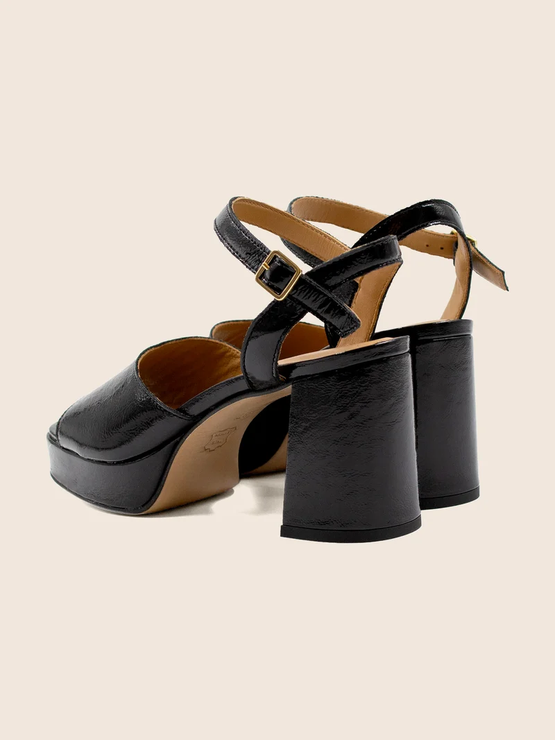 Sandales plateforme cuir vernis noir