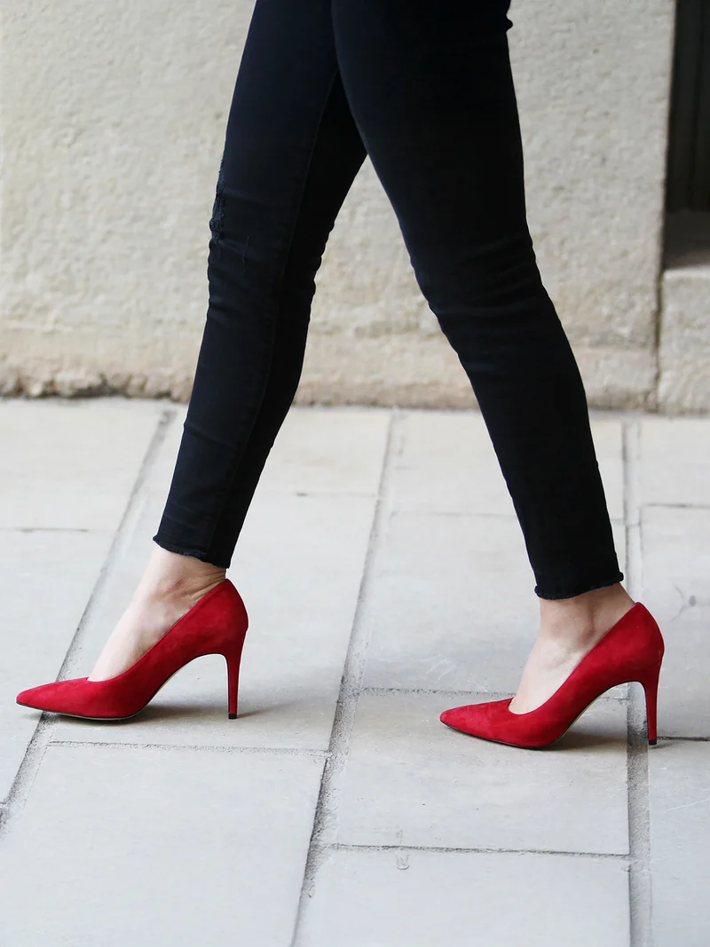 Escarpins cuir daim rouge