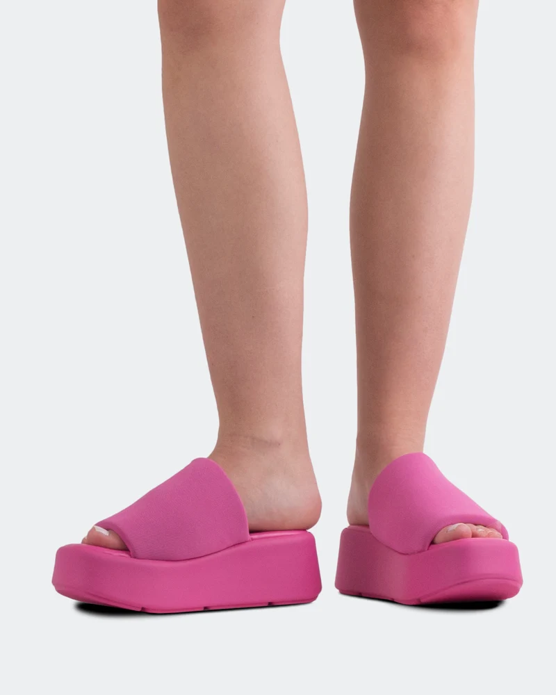 Harlow Fucshia Puff