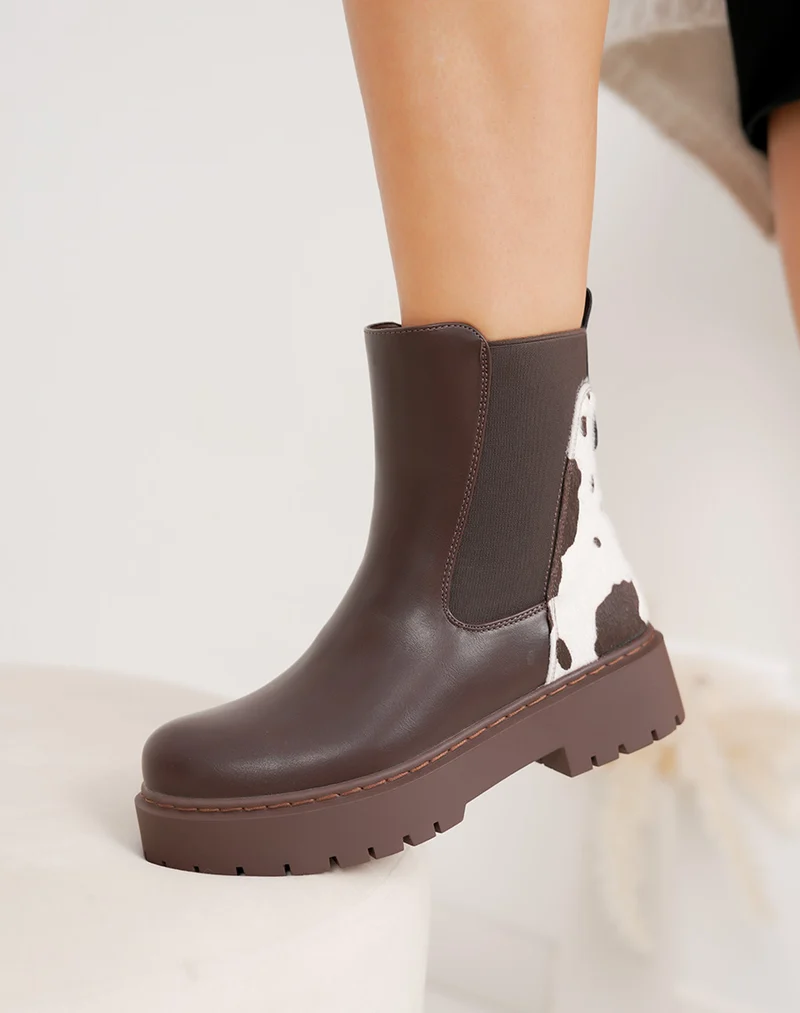 Bottines marron style Chelsea bi-matière à imprimé vachette