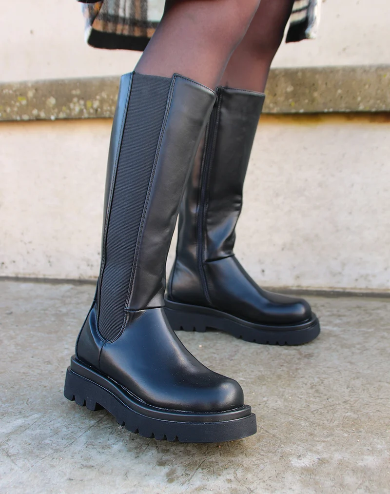 Bottes noires à grosse plate-forme