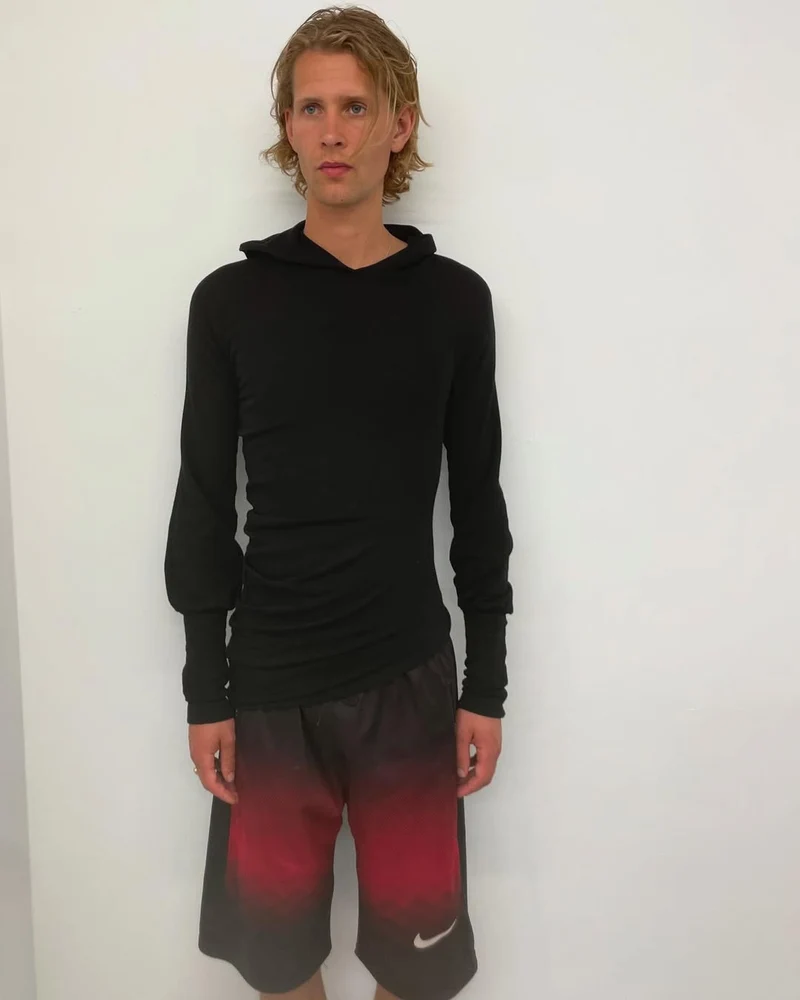No 1 WOOL HOODIE
