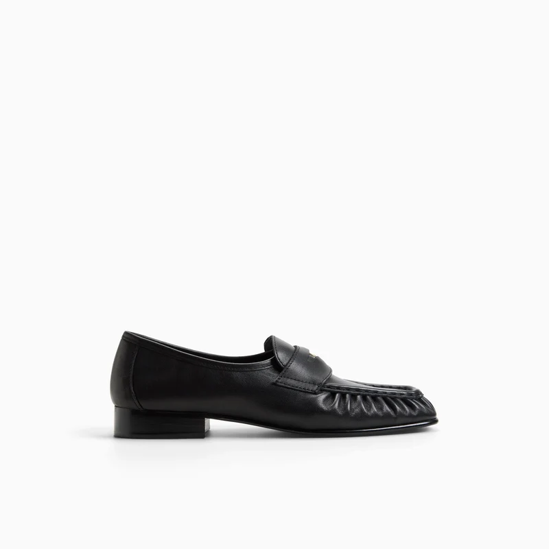 Women's G.H.BASS x Aritzia Milton Coin Penny Loafer