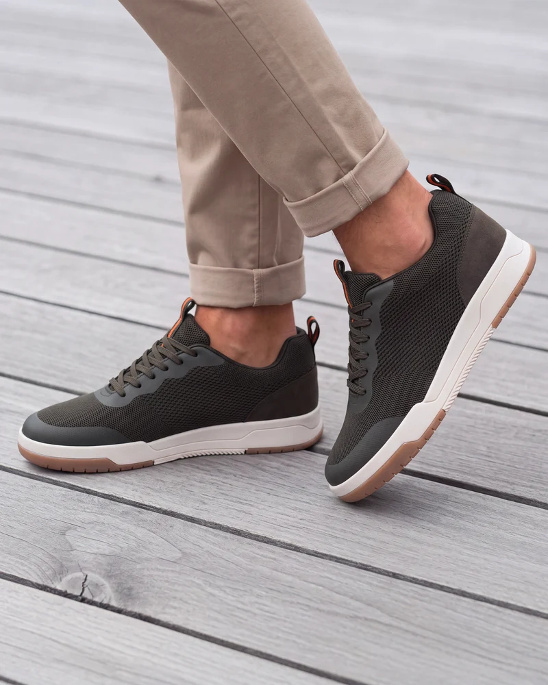 Baskets Homme à lacets Kaki