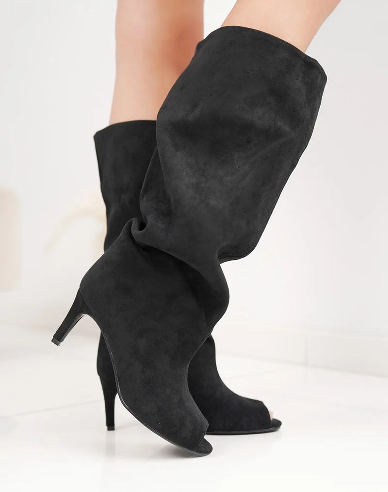 Bottes noires femme en suédine à talon aiguille – Bout ouvert tendance