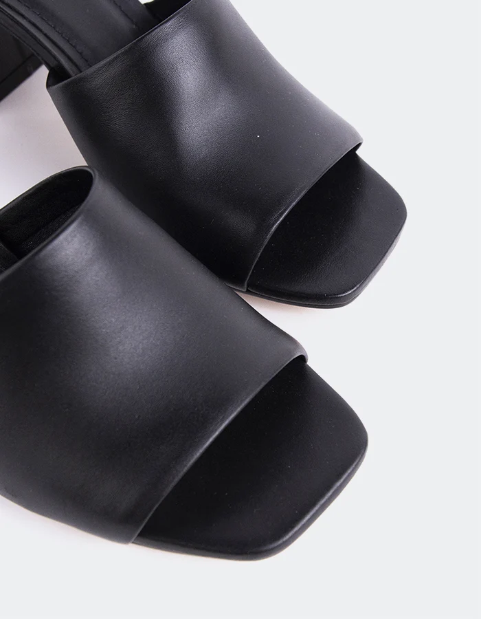 Clarabelle Black Leather
