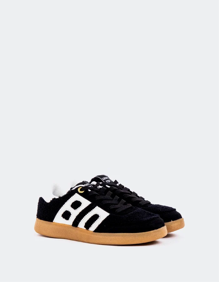 Shearly Black/White