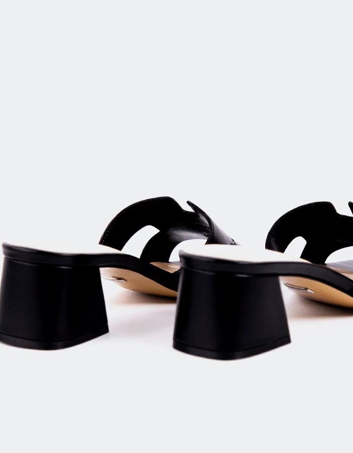Arcylee Black Leather