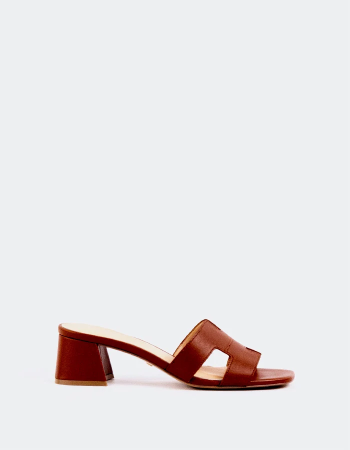 Arcylee Tan Leather