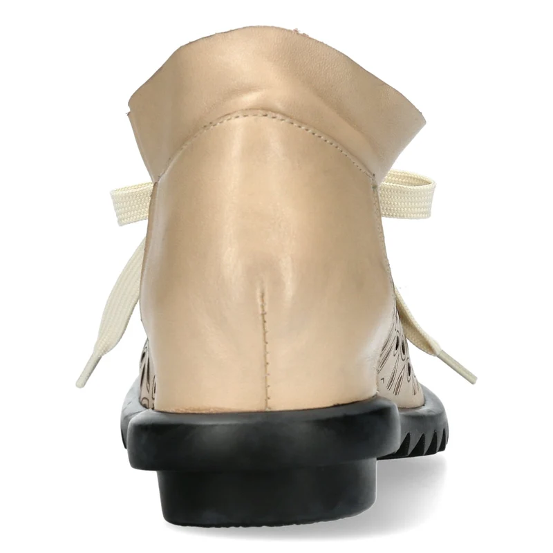 Derbies - CYRIELLE 30