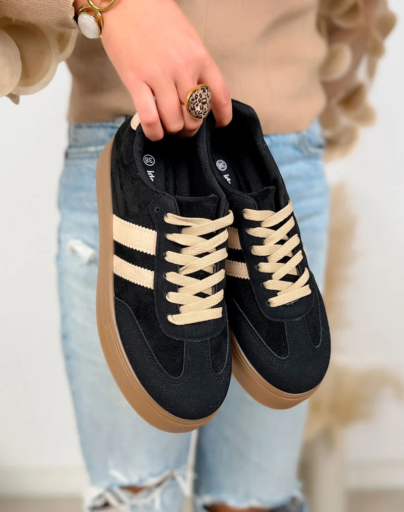 Basket femme noire tendance en suédine avec bandes beige et semelle plateforme marron