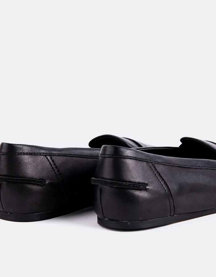 Floraya Black Leather