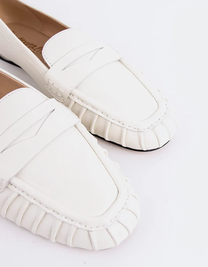 Floraya Off White Leather
