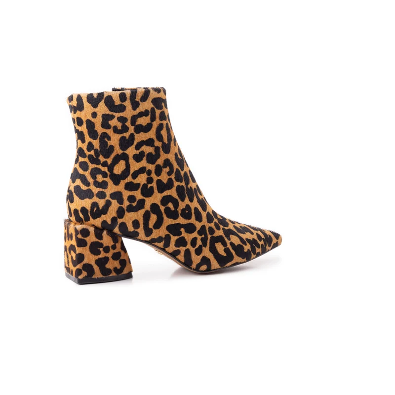 Palazzo Leopard Pony