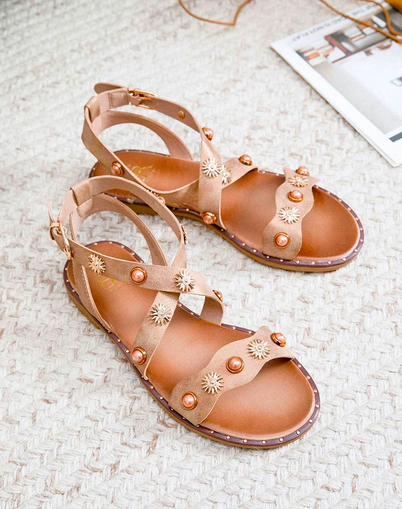 Nu-pieds taupe irisés à détail perles et étoiles