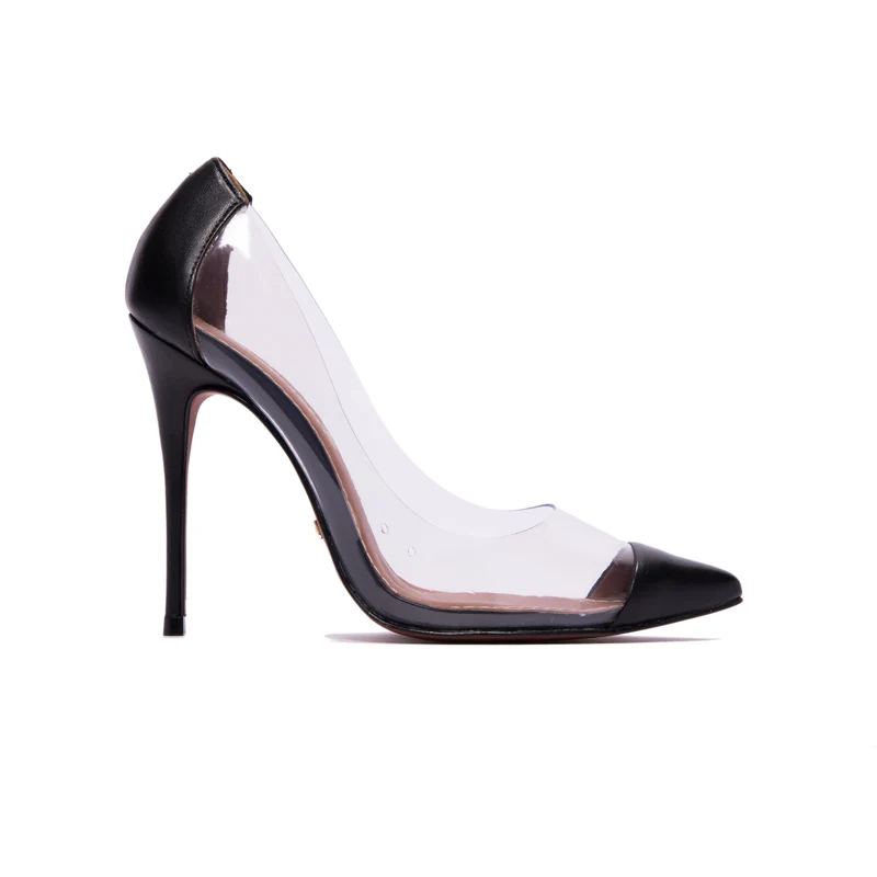 Corazon Black Clear Pumps