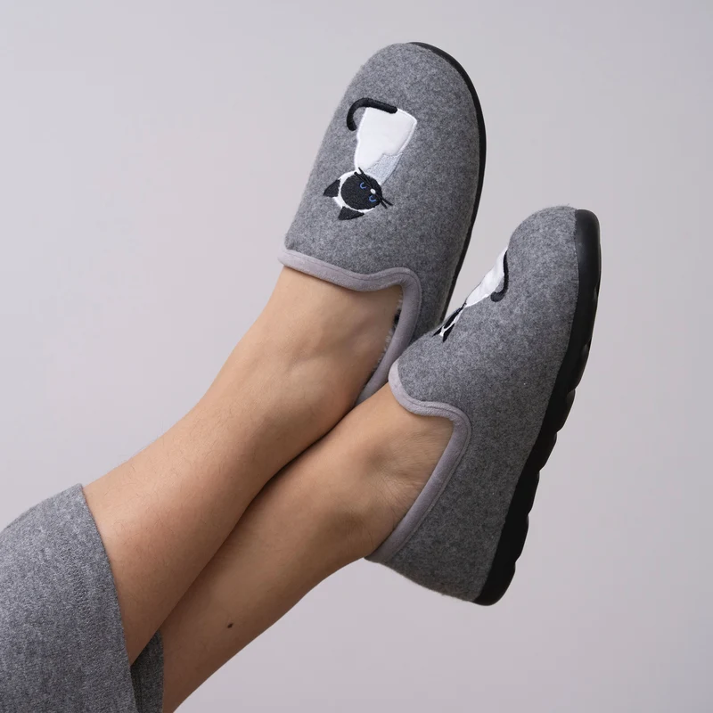 Chaussons slippers Femme Gris