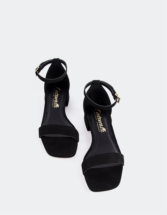 Yanna Black Nubuck