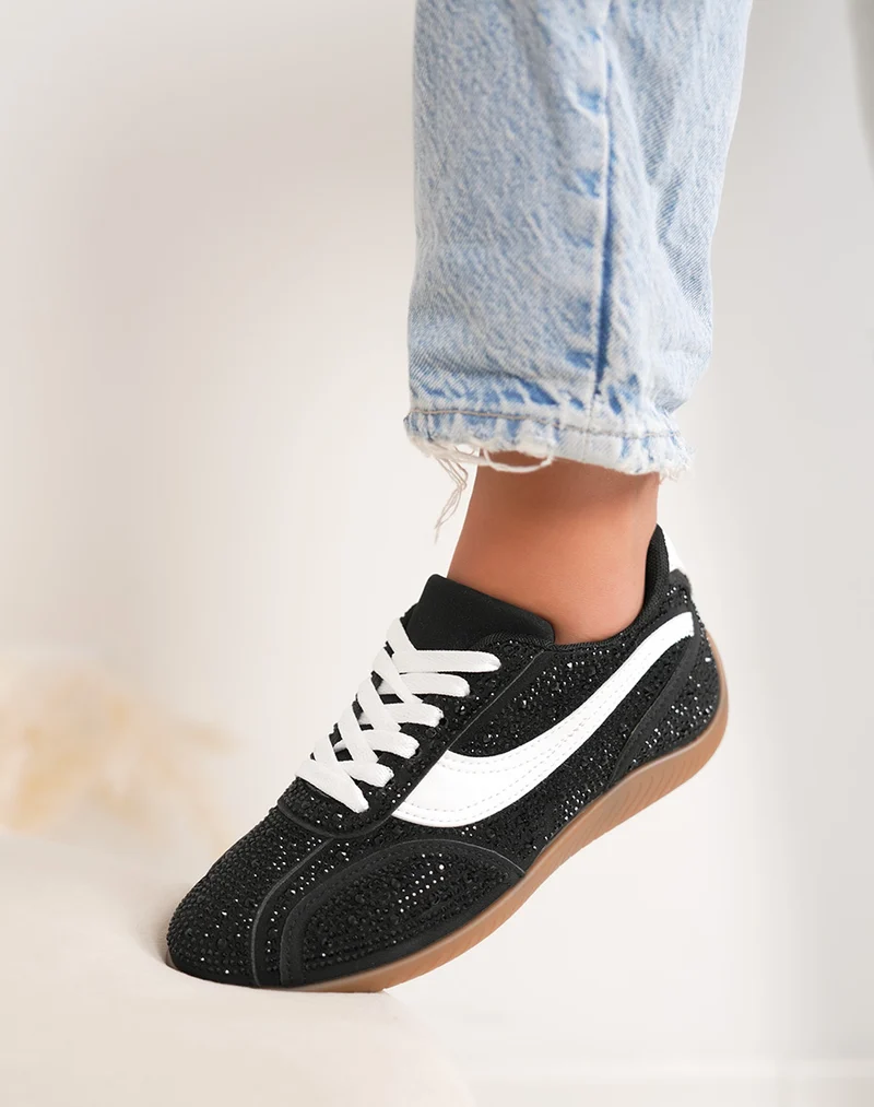 Basket femme noire avec strass et empiècement blanc