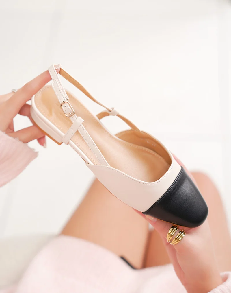 Sandales femme beige élégantes à bout noir contrastant