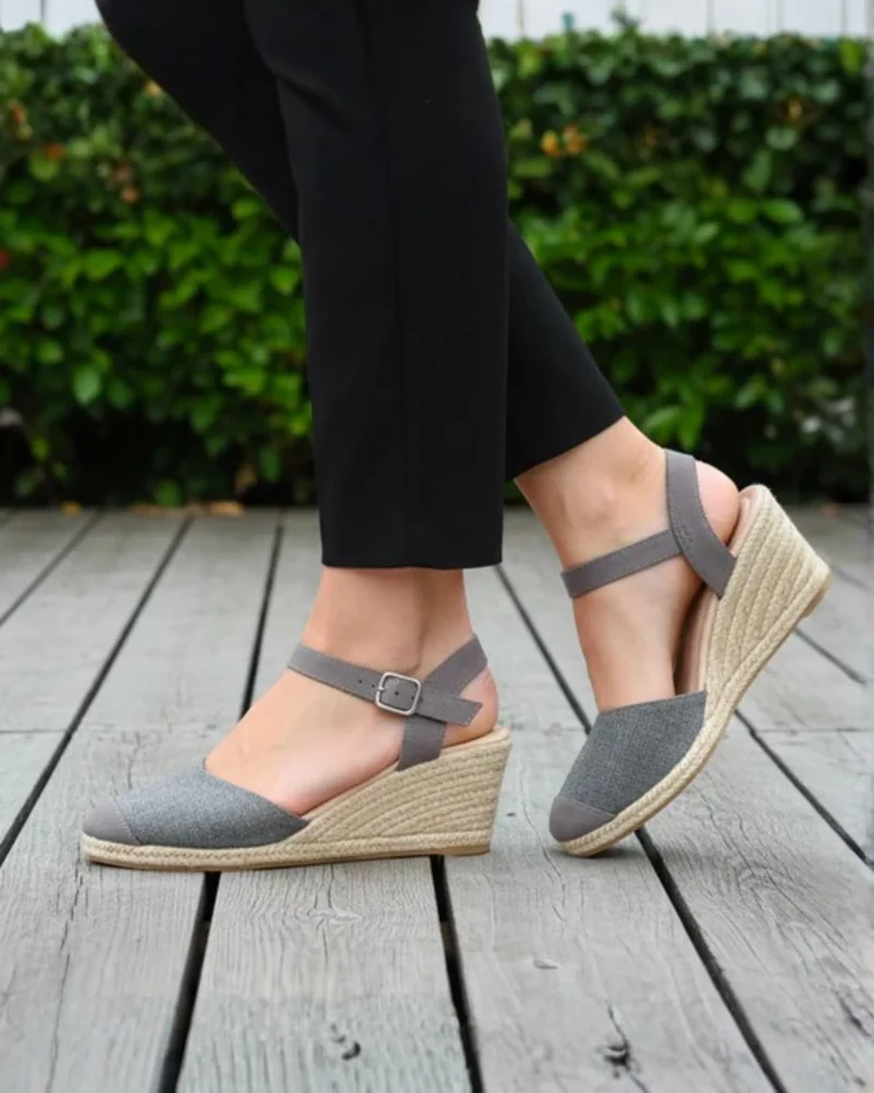 Espadrilles fermées Femme talon corde Grise